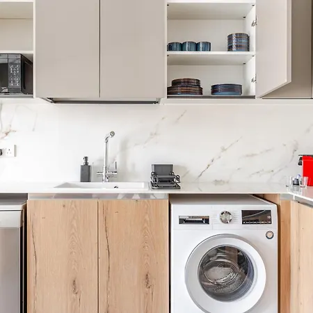 Yamas Urban Living Stayone Old Town Balcony Studio * Limassol