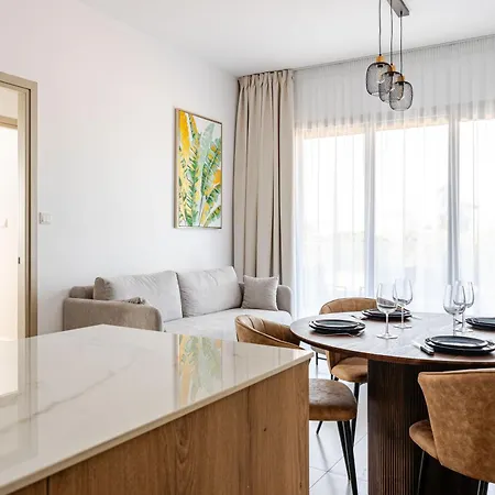 Yamas Urban Living Stayone Old Town Balcony Studio