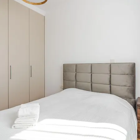 Yamas Urban Living Stayone Old Town Balcony Studio