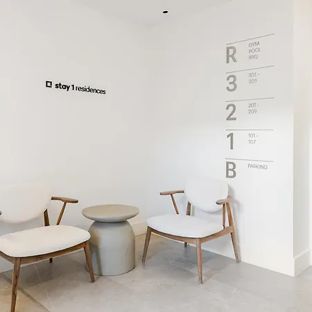 Yamas Stayone Old Town Studio