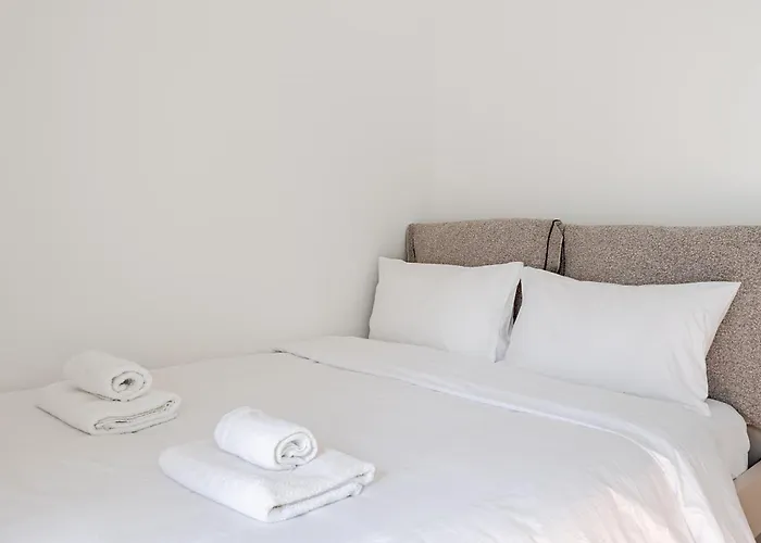 Yamas Urban Living Stayone Old Town Balcony *