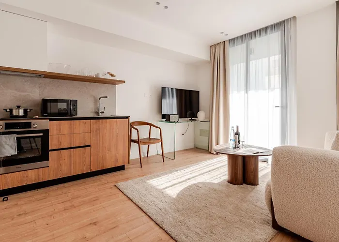 Yamas Urban Living Stayone Old Town Balcony Apartmán Lemesos